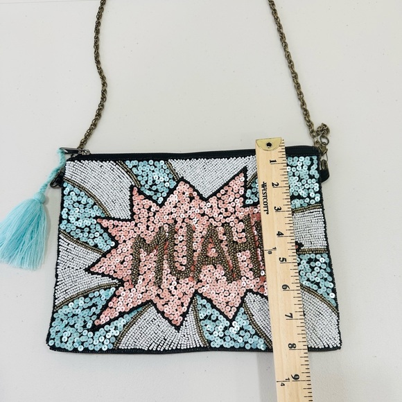 AMERICA & BEYOND  Blue /Pink Beaded Sequined Crossbody‎ - Picture 3 of 10
